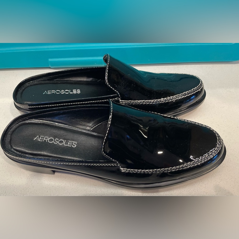 NWOT Aerosoles Patent Leather Black Slip-On Loafers